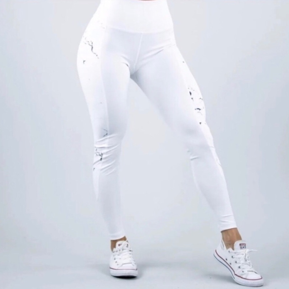 Buffbunny white marble leggings